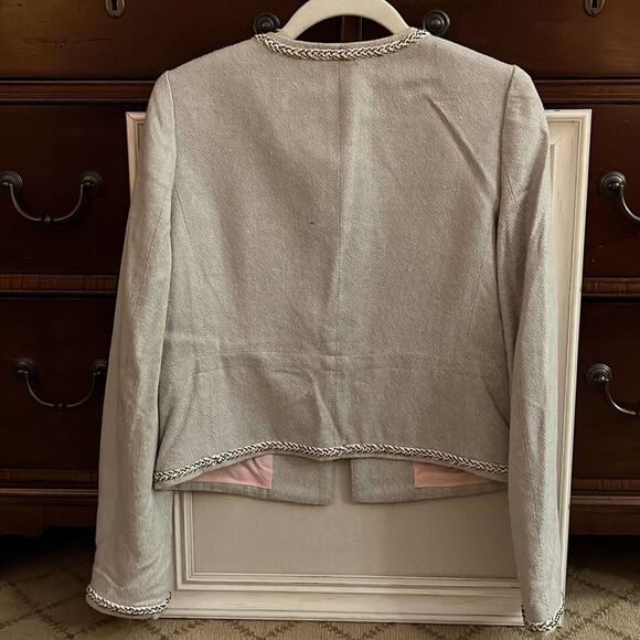 Rebecca Taylor light gray textured jacket w braided detailing. Size 6 - Picture 3 of 9